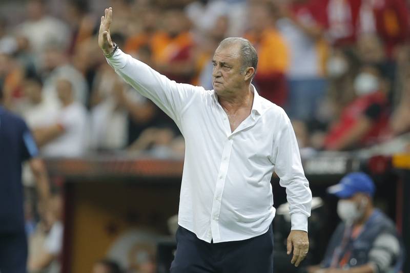 Fatih Terim növbəti dəfə Türkiyənin futbol tarixinə düşdü