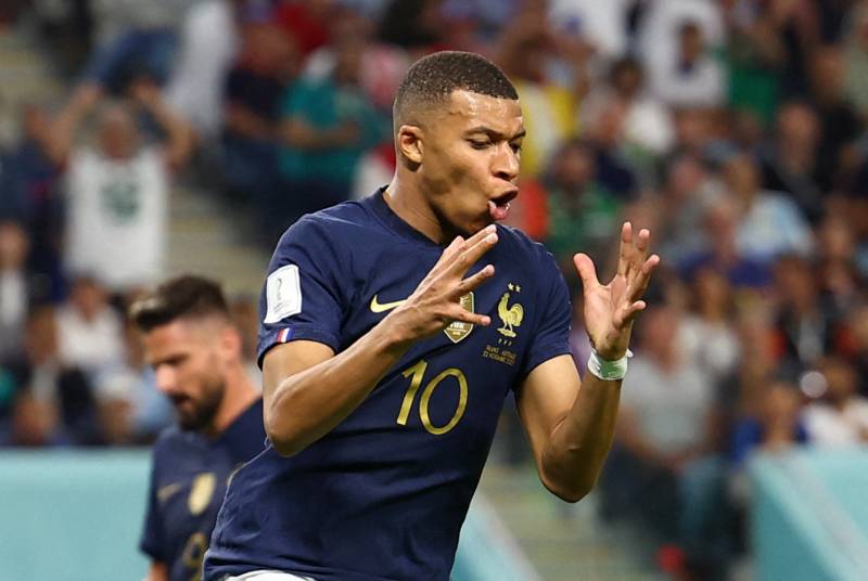 Mbappe karyerasında ilk penta-trikə imza atdı