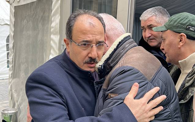 Cahit Bağçı şəhid Orxanın yas mərasimində - FOTOLAR