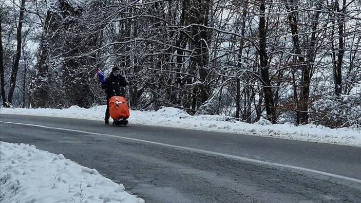 Bosniyalı zəvvar Məkkəyə çatmaq üçün 6 min kilometrdən çox yol qət edəcək