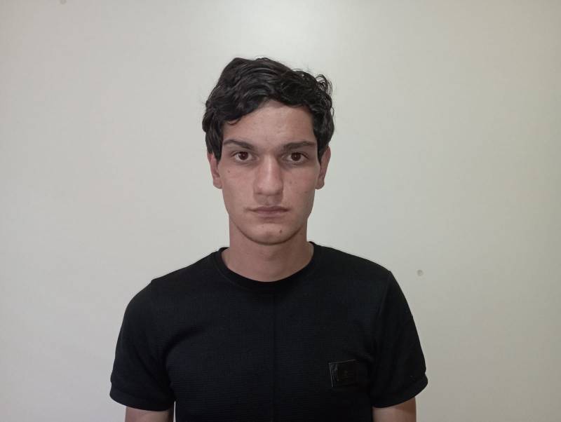 Toydan çıxan şəxsi soyan keçmiş məhkum SAXLANILDI