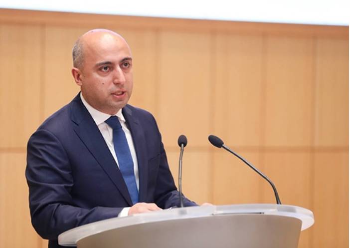 “Hər 3 müəllimdən biri 1000 manat və daha çox maaş alacaq” 