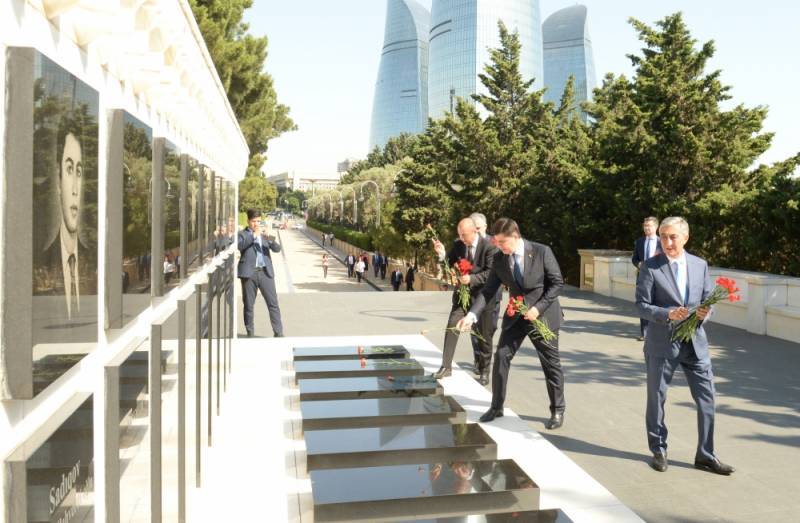 Tacikistan-Azərbaycan hökumətlərarası komissiyanın 6-cı iclası keçirildi - FOTOLAR