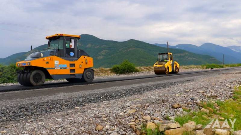Qax rayonu Aşağı Malax-Qaşqaçay-Armudlu yolunun yenidən qurulması davam edir - VİDEO/FOTO