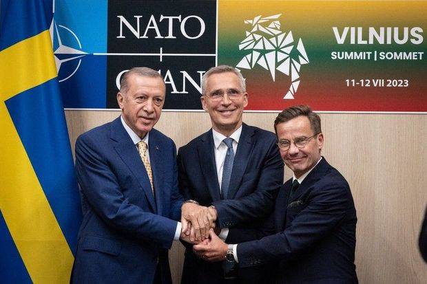 Türkiyə İsveçin NATO-ya girişinə icazə verdi