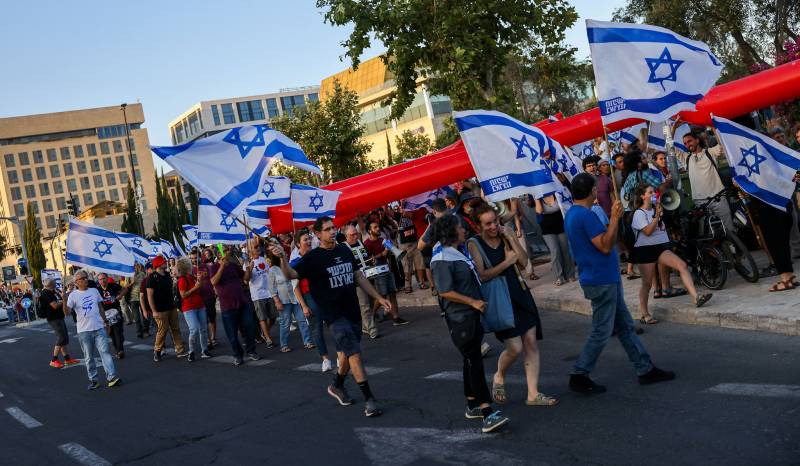 İsraildə hökumət əleyhinə iğtişaşlar başladı - 70 nəfər saxlanıldı