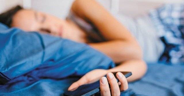 Azərbaycanda arvadından şübhələnən kişi çarpayının altına diktafon qoydu və ... - TƏFƏRRÜAT