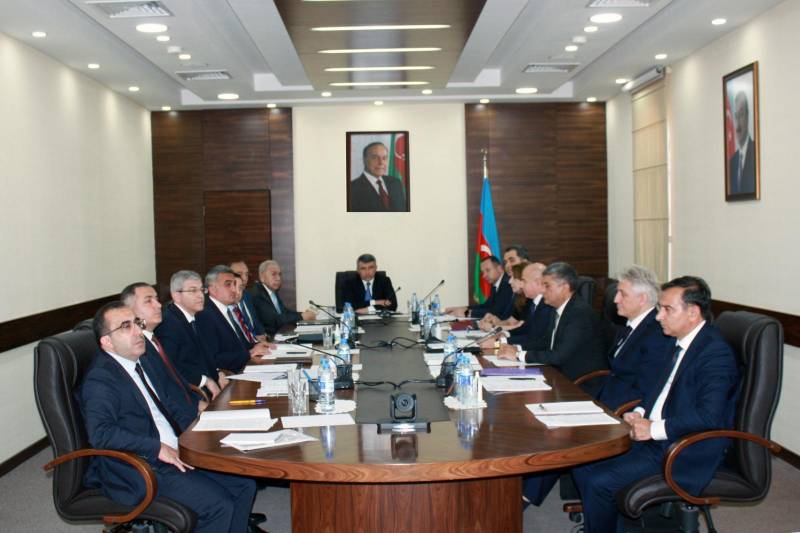 İnam Kərimov iclas keçirdi - Bəzi hakimlər barədə intizam icraatları başlanıldı