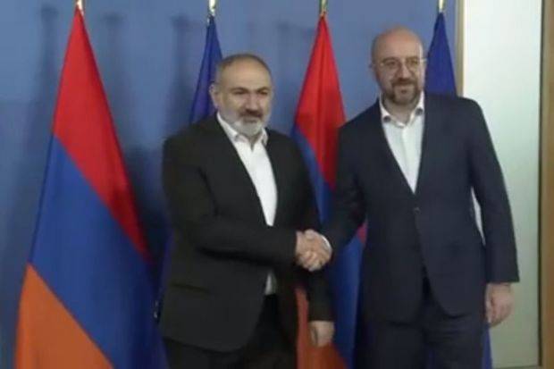 Brüsseldə Şarl Mişellə Nikol Paşinyan arasında görüş başladı - VİDEO