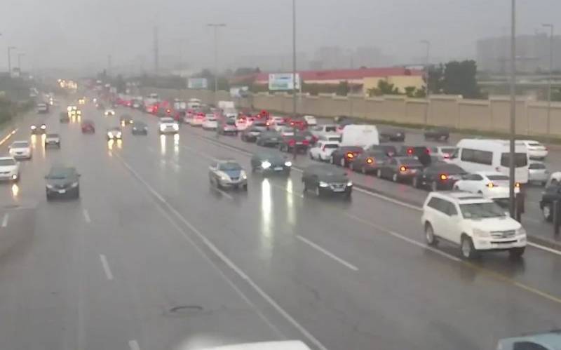 Bakıda bu yollarda tıxac var - SİYAHI