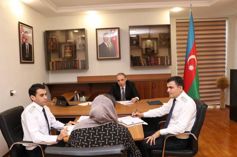 Baş prokuror Biləsuvarda vətəndaşları qəbul etdi - FOTOLAR