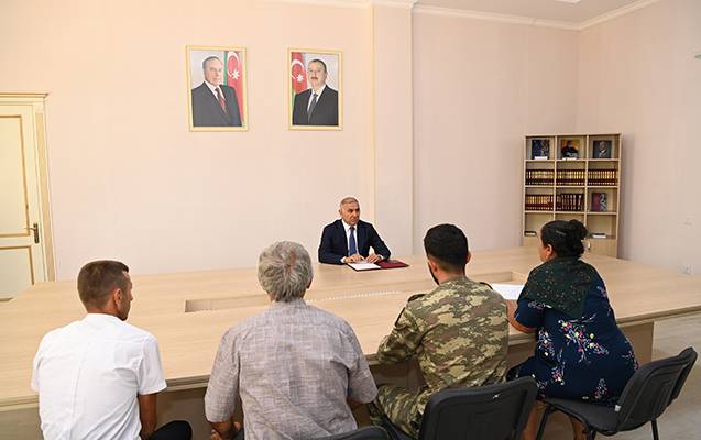 Vüqar Əhmədov Ağdamda vətəndaşları qəbul etdi