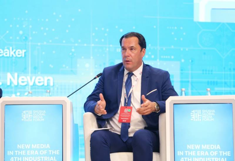 Rəqəmsal erada informasiya bir silahdır - Serbiyalı sabiq deputat