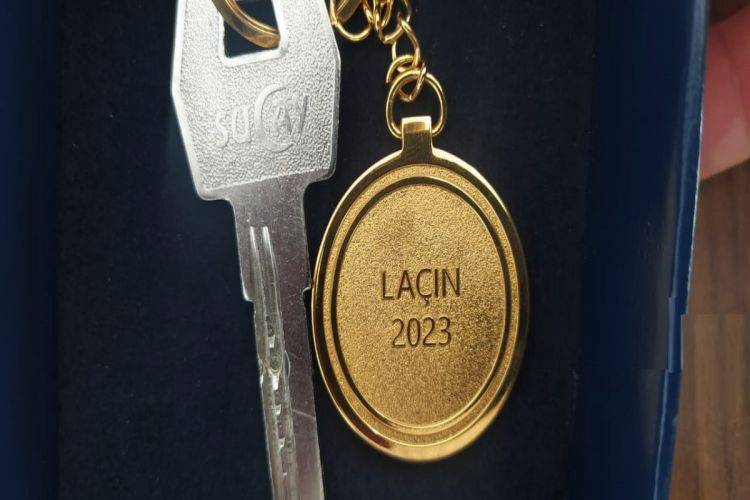 Laçınlı ailələr evlərinə qovuşdu