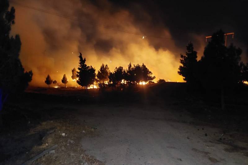 İcra başçısı yanğın olan əraziyə gəldi