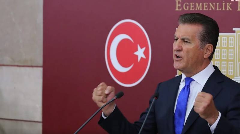 CHP-li millət vəkili TBBMM-də döyüldü