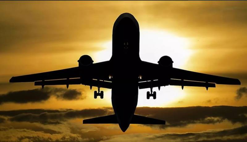 Texniki nəzarət olmadan havaya qalxan sərnişin təyyarəsi geri qaytarıldı - Pilot üzr istədi