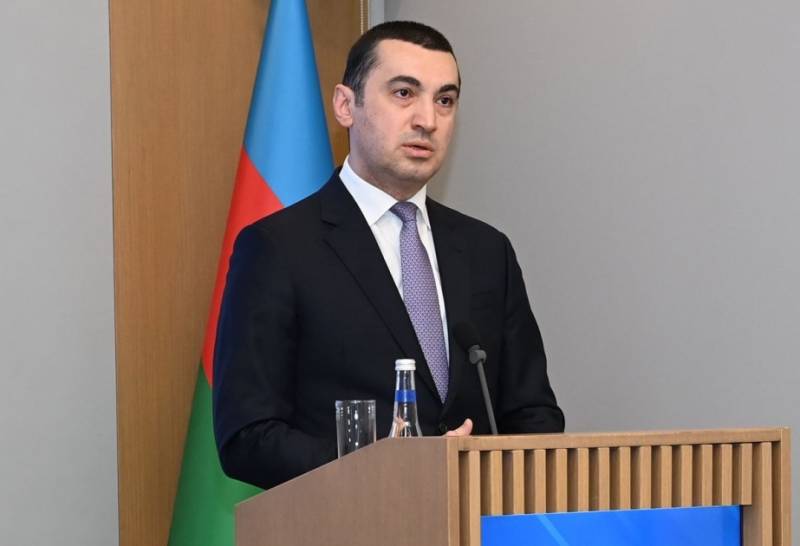 Ayxan Hacızadə Borelin bölgədə vəziyyət barədə bəyanatına münasibət bildirdi