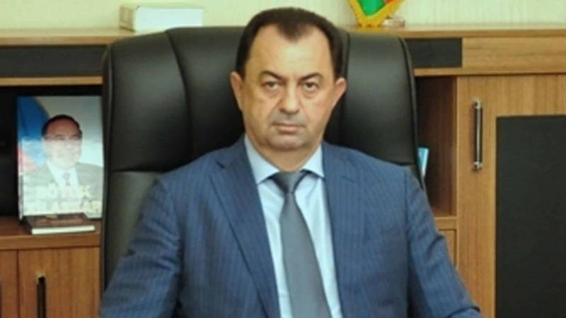 İcra başçısından AÇIQLAMA: \"Yazırlar ki, qardaşım \"Kalaşnikov\"la özünü güllələyib\"
