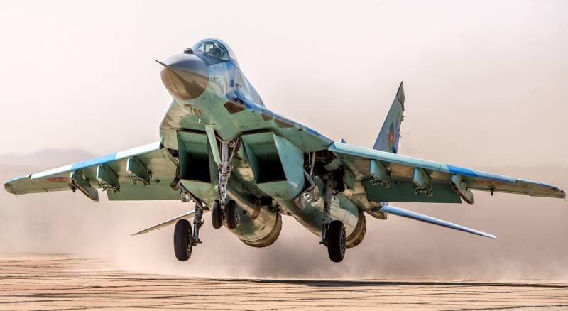 Azərbaycanın hava məkanına müdaxilə: Separatçıların radiomaneə yaradan bazaları legitim hədəfdir - ŞƏRH