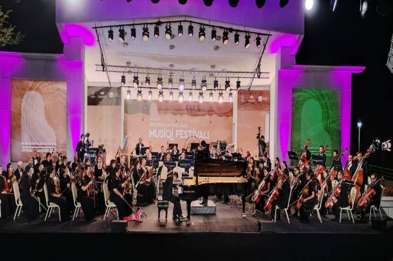 XIII Qəbələ Beynəlxalq Musiqi Festivalı davam edir