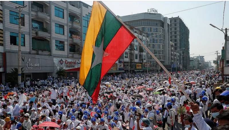 Myanmada fövqəladə vəziyyət yenidən uzadıldı