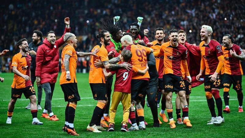 Qalatasaray \"gələcəyin ulduz\"nu transfer etmək istəyir - FOTO