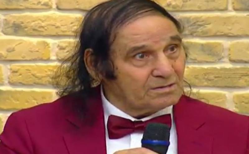 \"Bıçaqla bir neçə dəfə vurdu, gördüm məni qan aparır\" Xalq artistindən ŞOK ETİRAF
