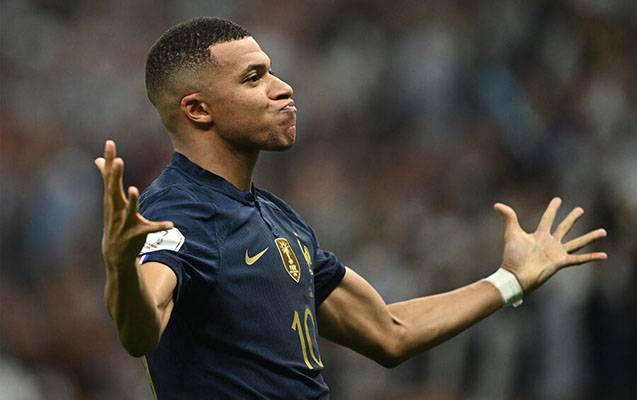 Mbappe “PSJ”də qalacağını AÇIQLADI