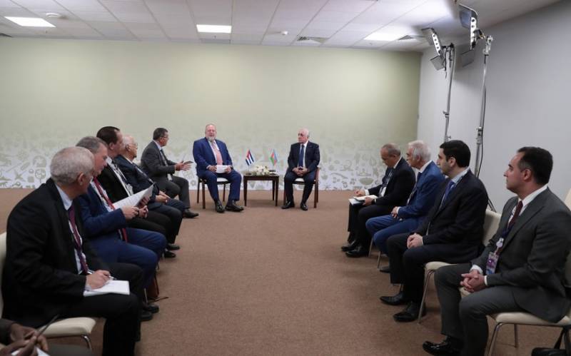 Azərbaycan və Kuba baş nazirləri danışıqlar apardı