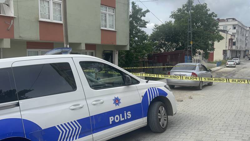 Oğul anası ilə dalaşan atasını güllələdi