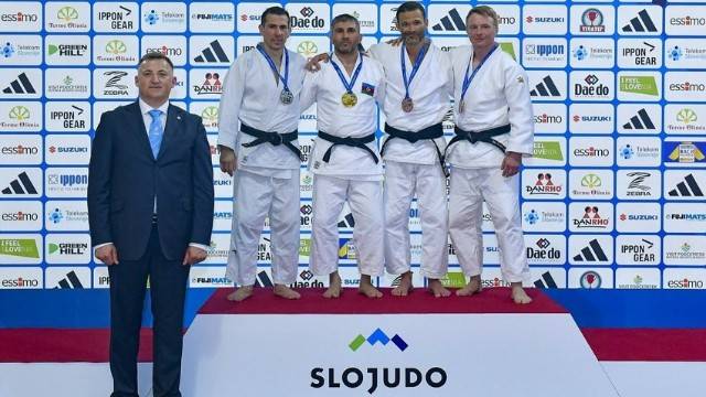 Veteran cüdoçularımız Avropa çempionu oldular