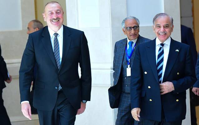 Prezidentin Şahbaz Şəriflə rus dilində maraqlı dialoqu - VİDEO