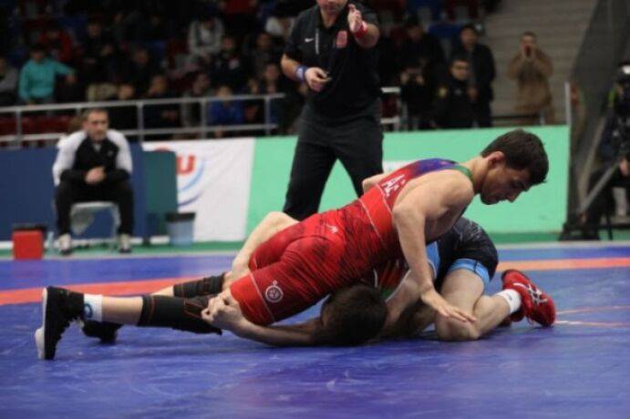 Güləşçilərimiz Albaniyada 4 medal qazandı