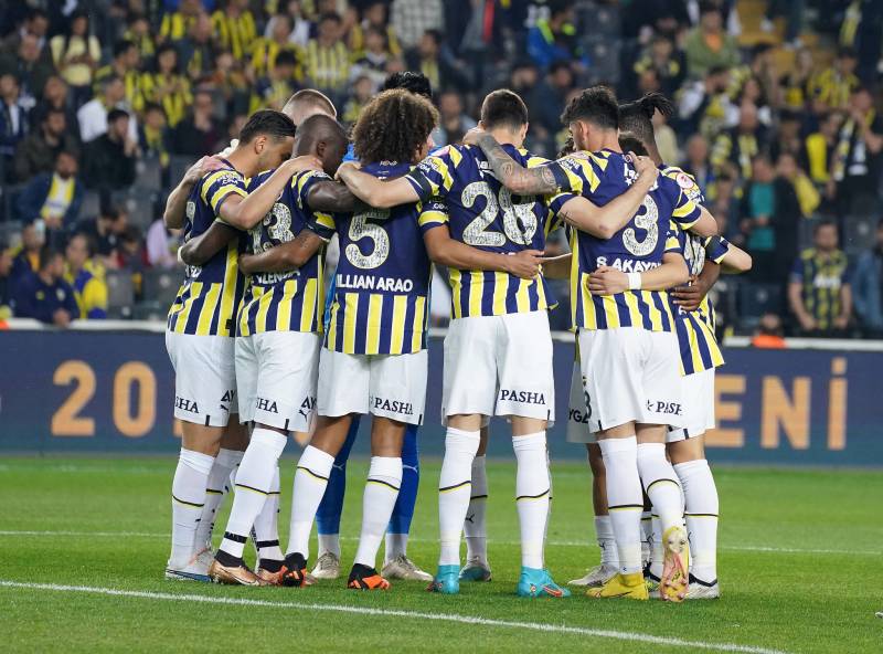 \"Fənərbağça\" yeni transferini açıqladı - FOTO