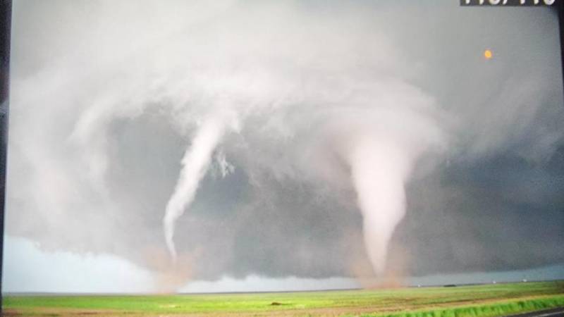 ABŞ-da YENİDƏN əkiz tornado görüldü - VİDEO