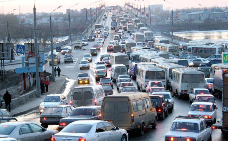 Rusiyanın bu ərazilərində uzun tıxaclar yarandı