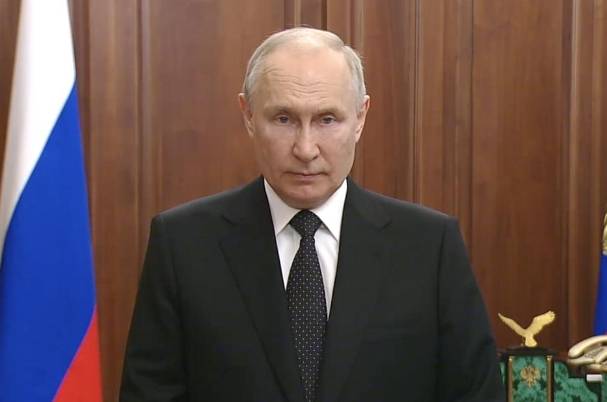 Putin xalqa müraciət etdi - VİDEO