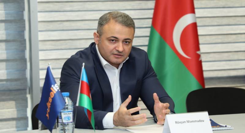 Rövşən Məmmədov “Yüksəliş” müsabiqəsinin qalibləri ilə görüşdü - FOTOLAR