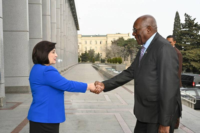 Sahibə Qafarova Kuba Respublikasının vitse-prezidenti ilə görüşdü