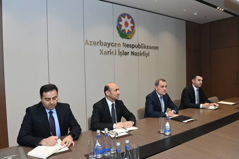 Nazir fransız senatorla normallaşma prosesini müzakirə etdi