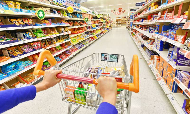 Silahlı insidentlə bağlı xidmətini dayandıran hipermarket fəaliyyətini bərpa etdi
