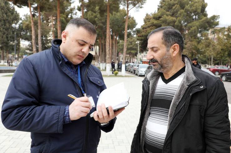 Şirvanda abonentlərin müraciətlərini rəhbər şəxslər qeydiyyata aldı - FOTO