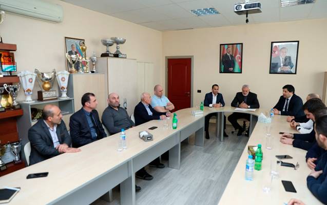 Namiq Abdullayev millinin baş məşqçi vəzifəsindən istefa verdi