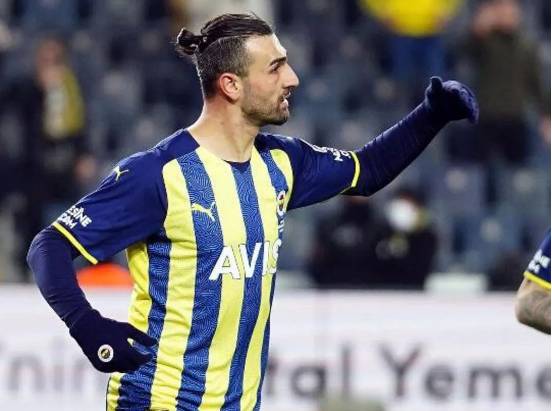 \"Fənərbağça\" topa görə futbolçusunu cərimələdi - FOTO