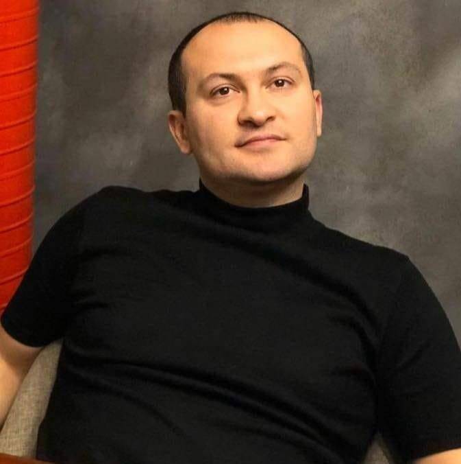 \"Ona baxmağı etik saymıram\" - Turan