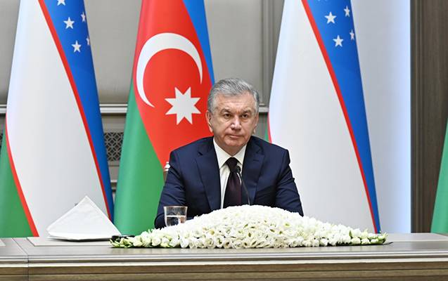 Şavkat Mirziyoyev Azərbaycana gələcək