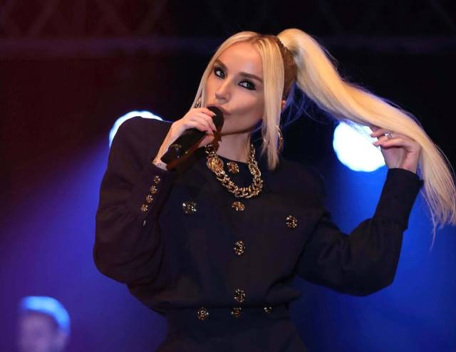 CHP-dən Gülşənə seçkilərlə bağlı təklif: \"Siyasət düşünmürəm\"