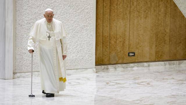 Vatikan Papa Fransiskin vəziyyəti ilə bağlı açıqlama verdi