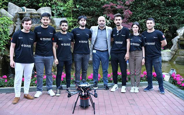 “Teknofest-2023”də qalib gələn tələbələrimizi təbrik etdi